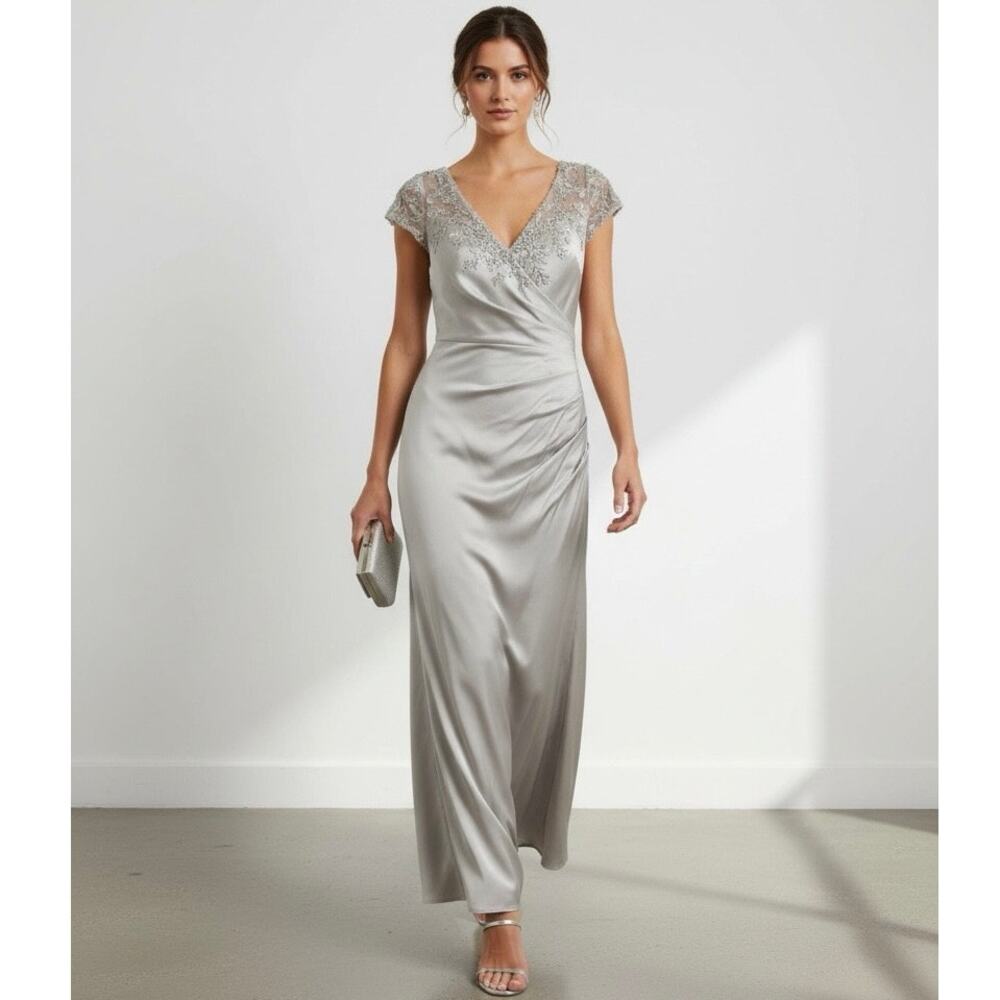 La Femme Crystal Detail Cap Sleeve Jersey Sheath Gown in Silver Size 12 NWOT